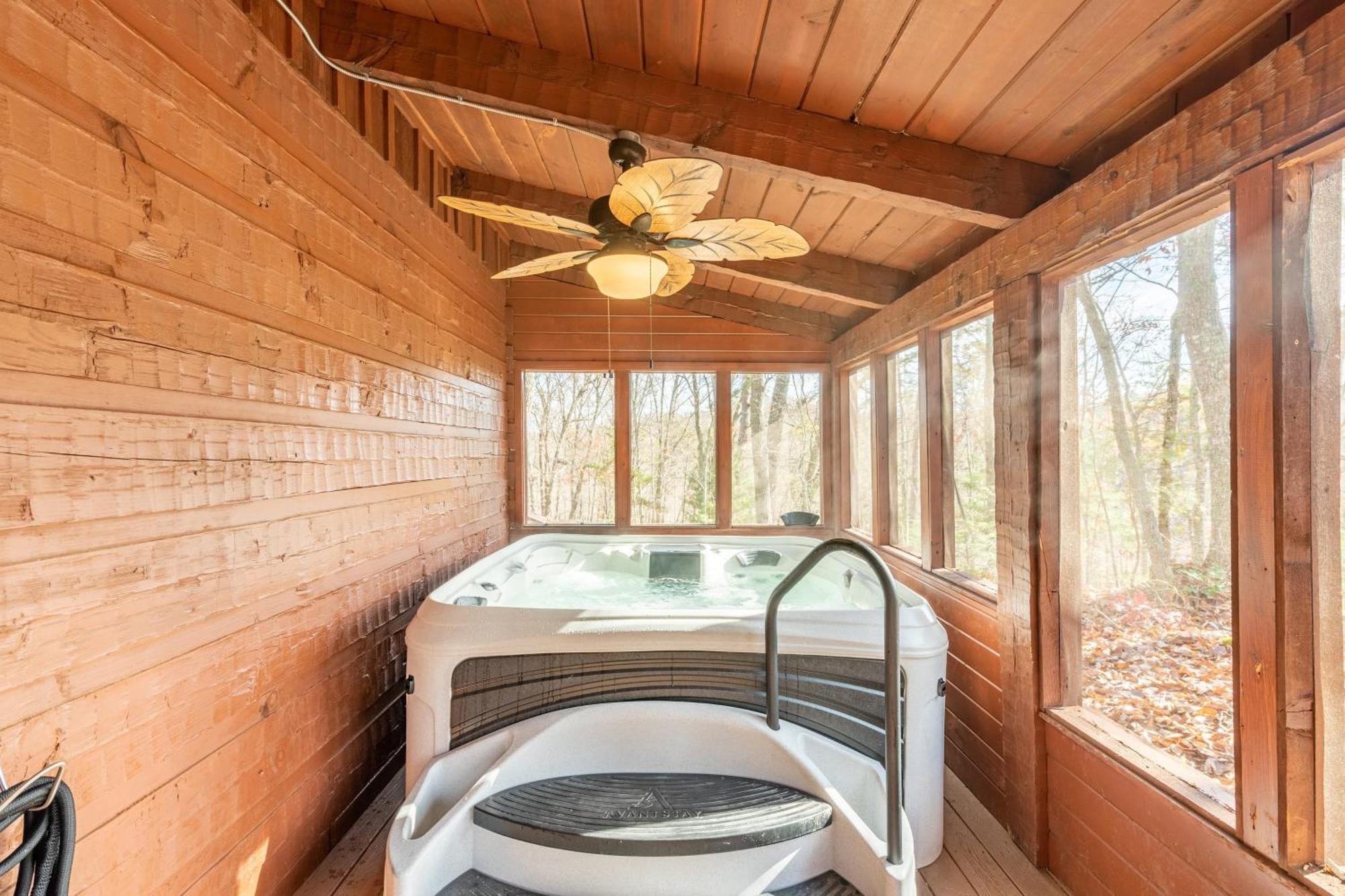 Dudley II By Avantstay Comfortable Cabin W Hot Tub Views Pigeon Forge Zewnętrze zdjęcie