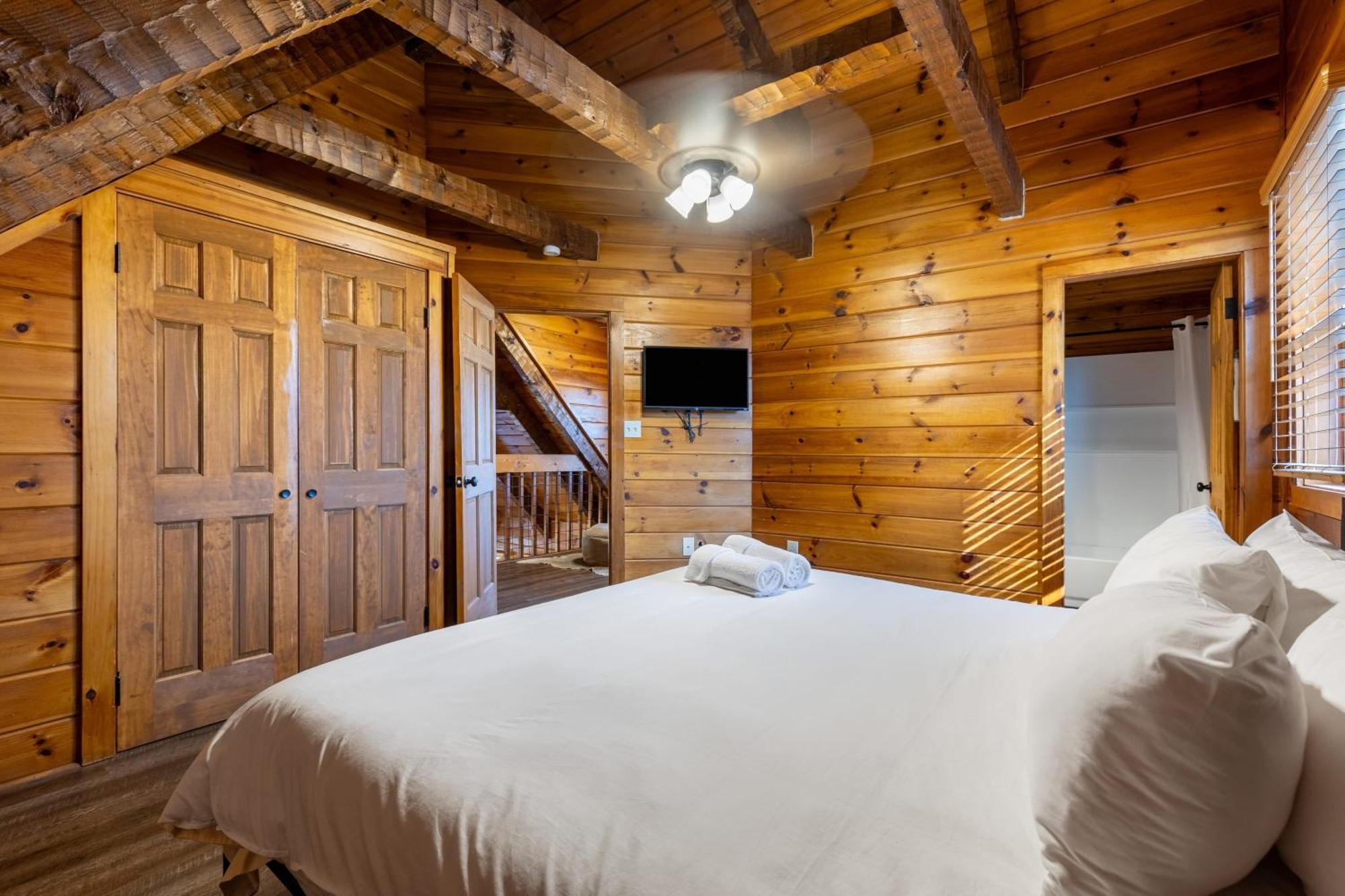 Dudley II By Avantstay Comfortable Cabin W Hot Tub Views Pigeon Forge Zewnętrze zdjęcie